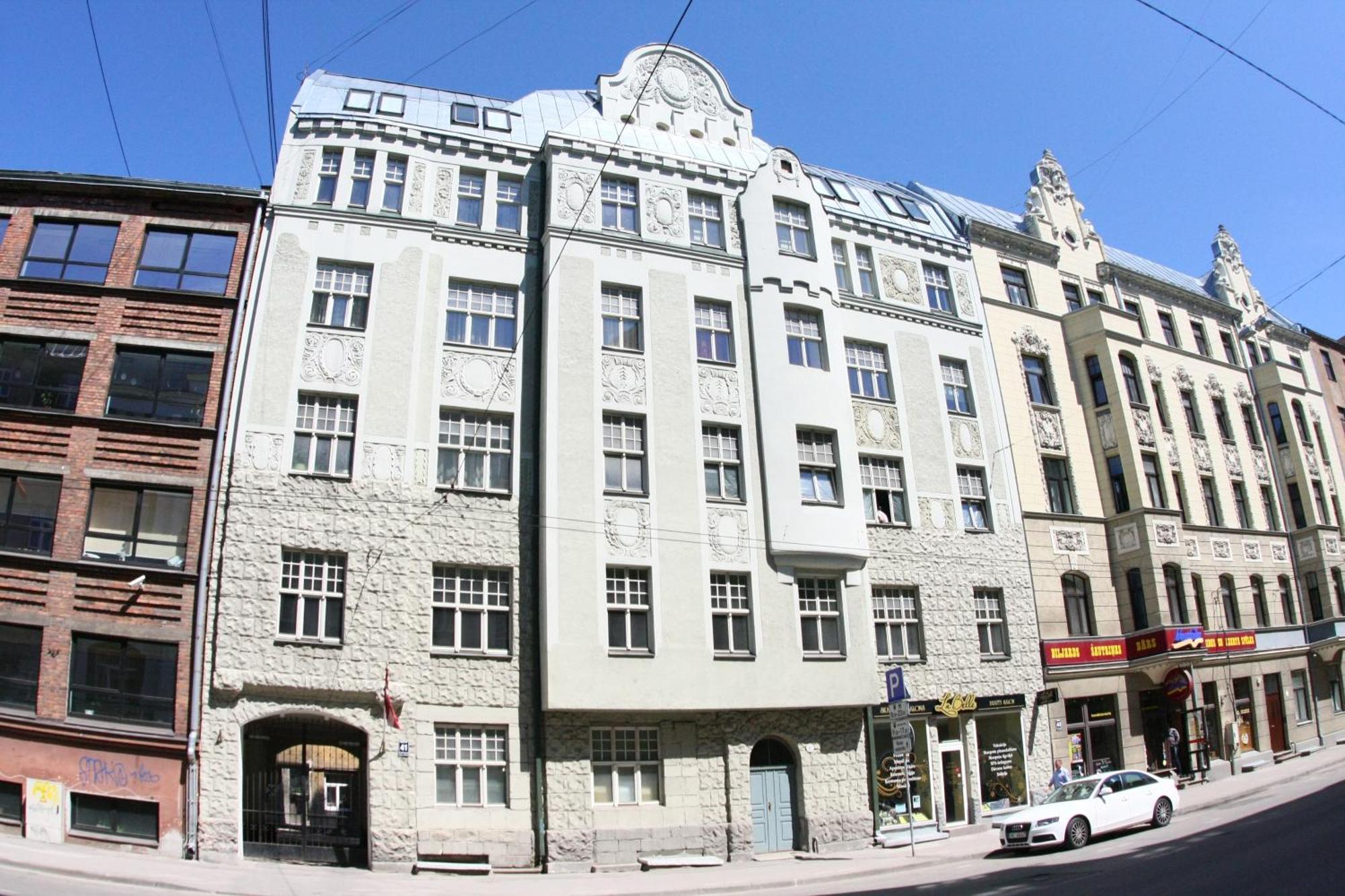 Sunlit Loft Apartment Riga Exterior photo